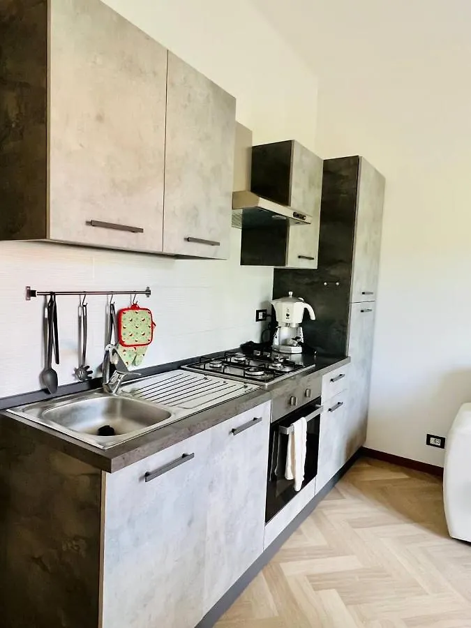 Appartamento Bilocale Con Parcheggio Gratuito Brescia 0*,