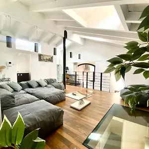 Luxury Industrial Vicino Al Centro Con Garage Appartamento