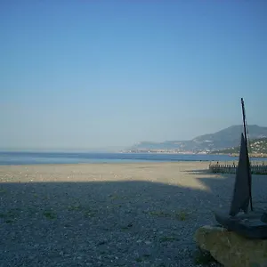 Al Mare Di , Ventimiglia Italia